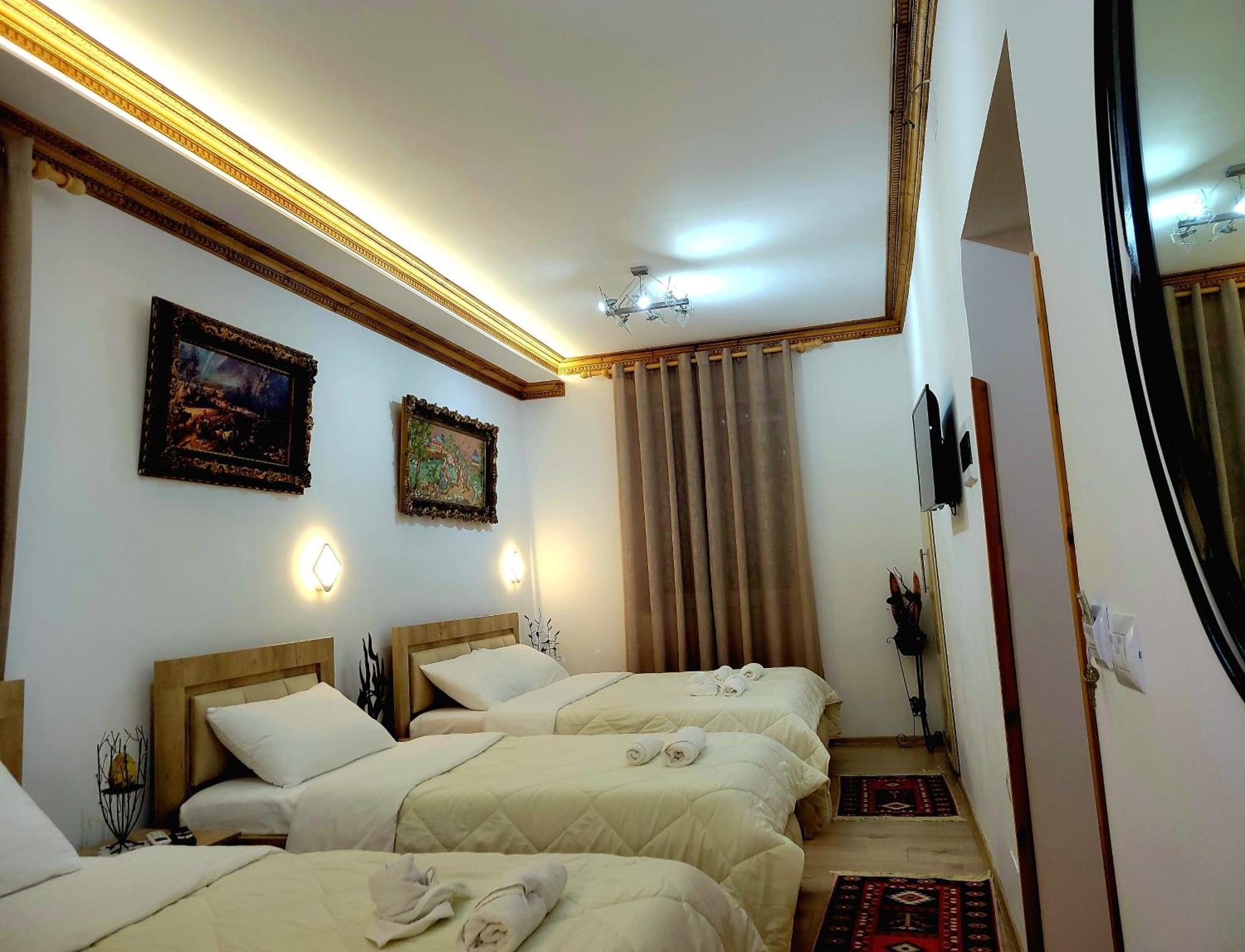 Alsara Guesthouse Gjirokastër Zimmer foto